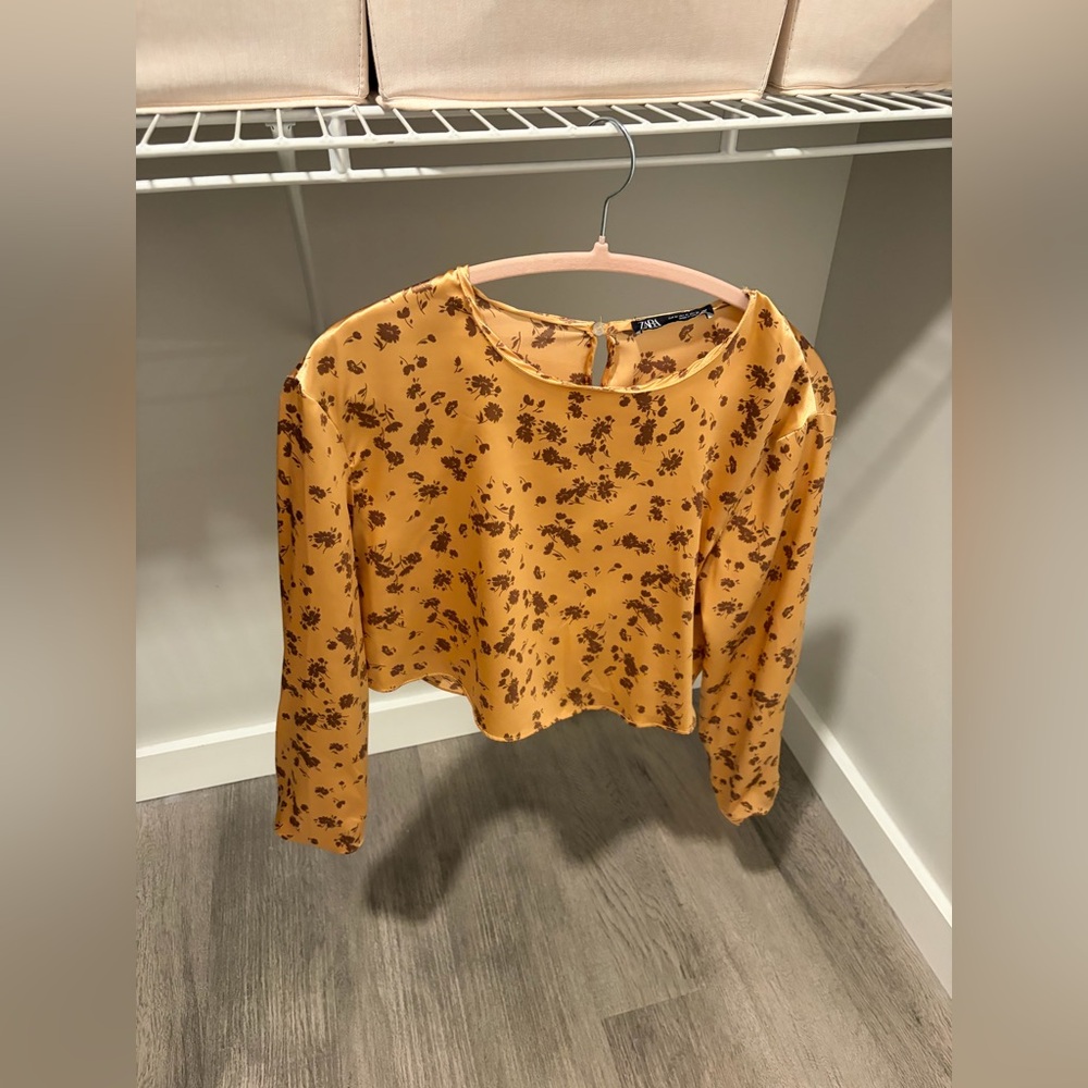 Zara Yellow Floral Long-Sleeve Cropped Top